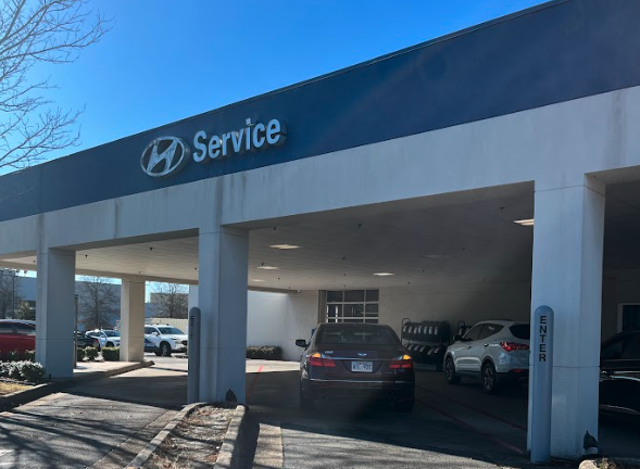 Hyundai service drive entrance at Crain Hyundai of Little Rock